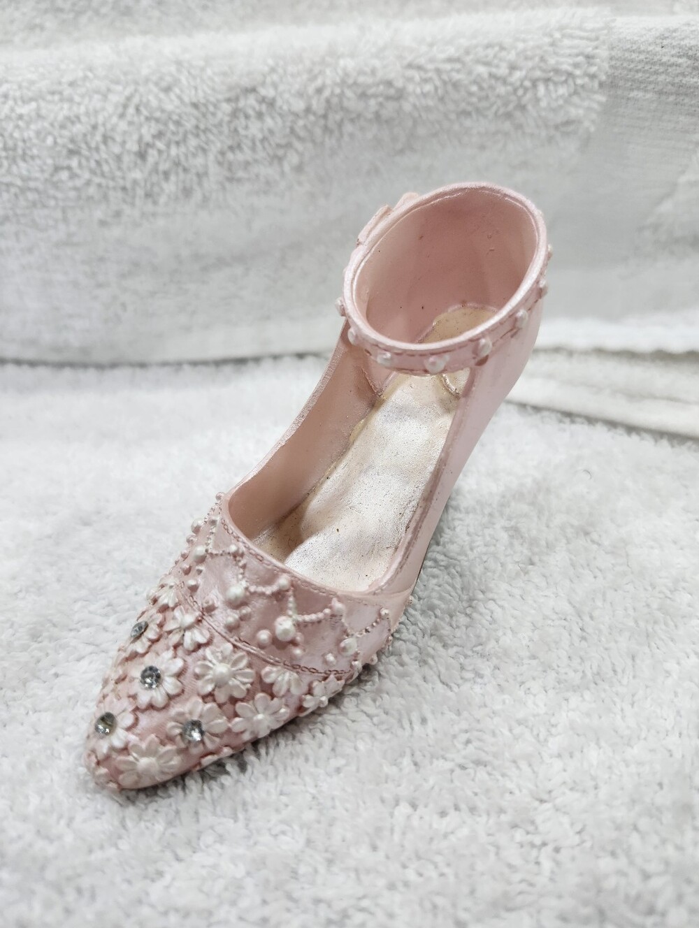 Vintage Pink Resin Miniature High-heel Shoe Figurine